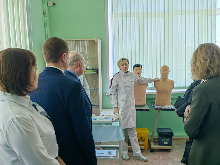 Депутаты Заксобрания высоко оценили работу муниципалитета по привлечению медицинских специалистов.